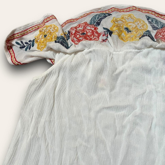 Flying Tomato Floral Embroidered Blouse Boho Hippie - Picture 3 of 5